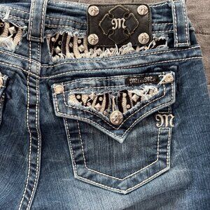 Miss Me mid-rise bootcut jeans size 28x34" excellent condition